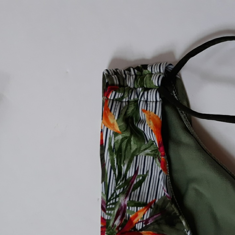 Mossimo Swim - Picture 2 of 5